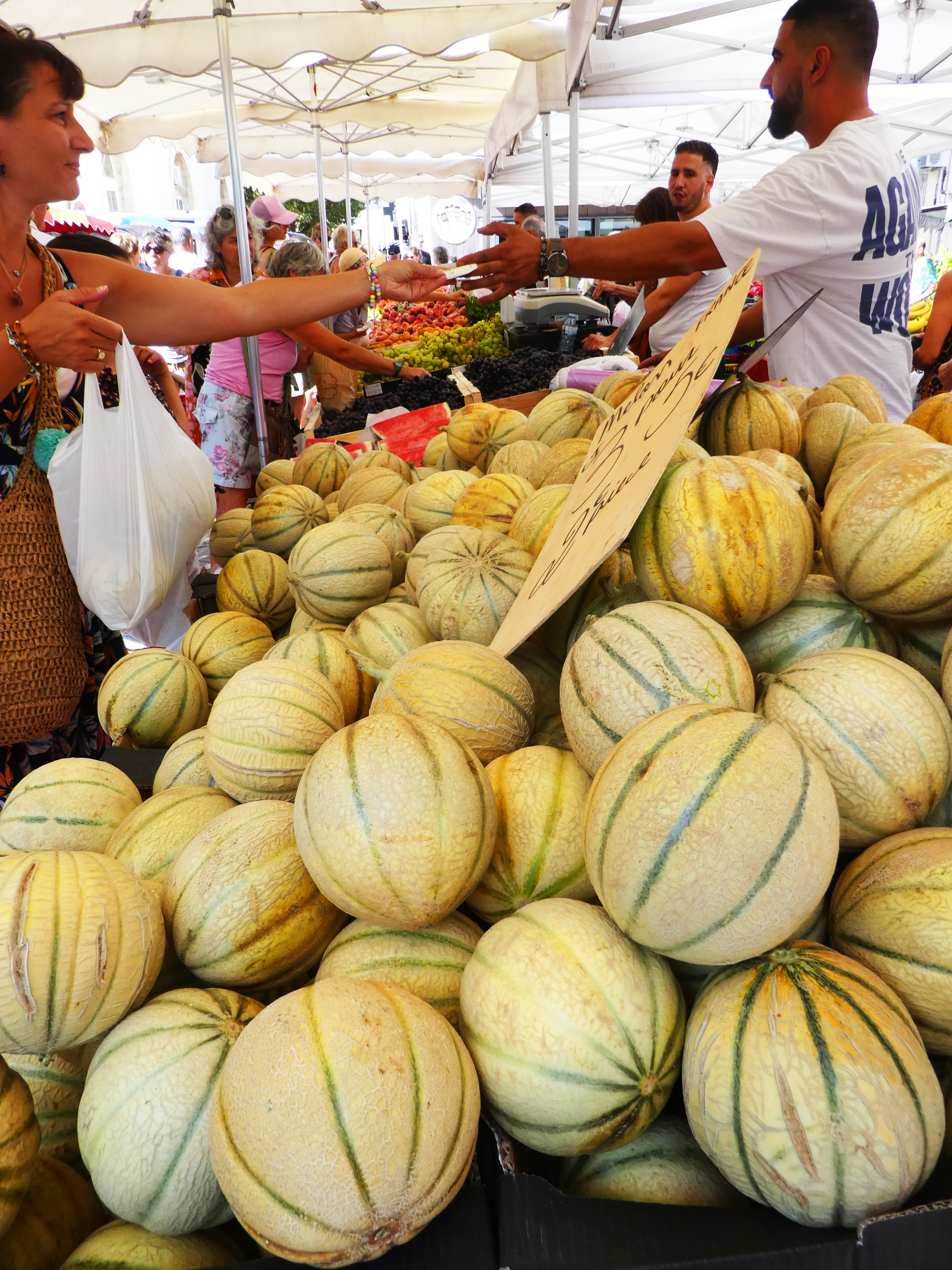 Ein S&uuml;dfrankreichkrimi auf dem Markt von Doris Kneller